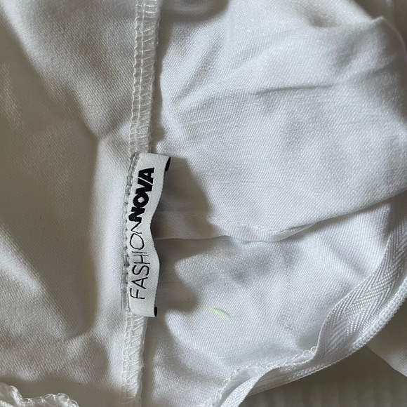 Fashion Nova white trousers tie belted front size small - Picture 5 of 7